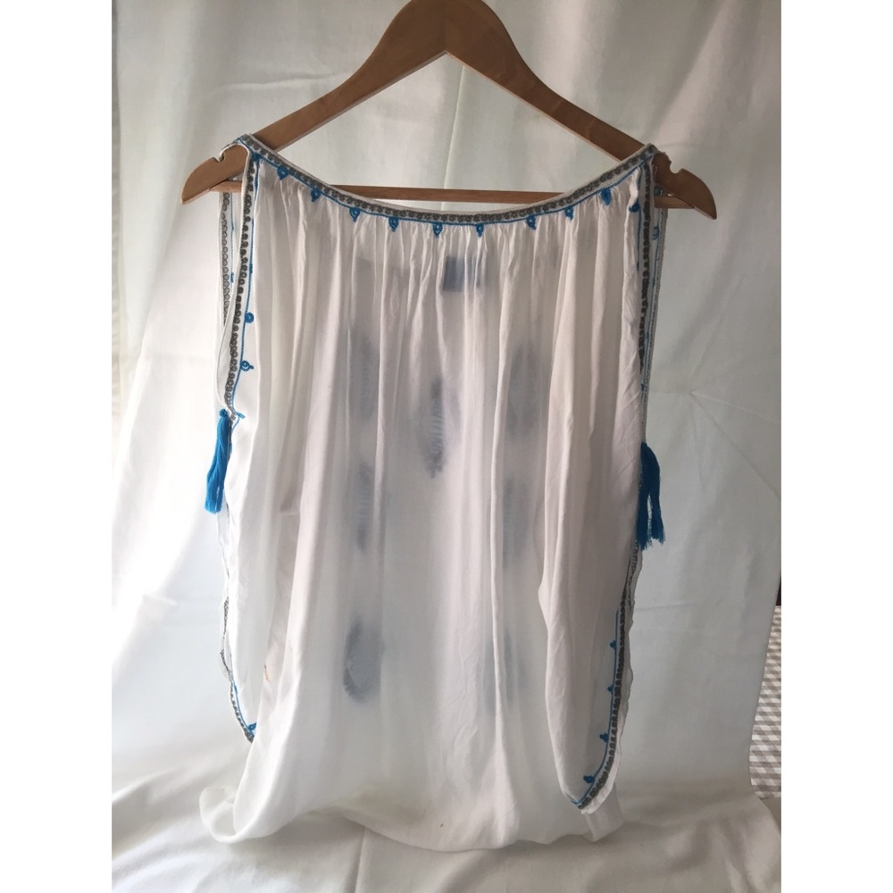 Bohemian cold-shoulder long sleeve top - Picture 2 of 4